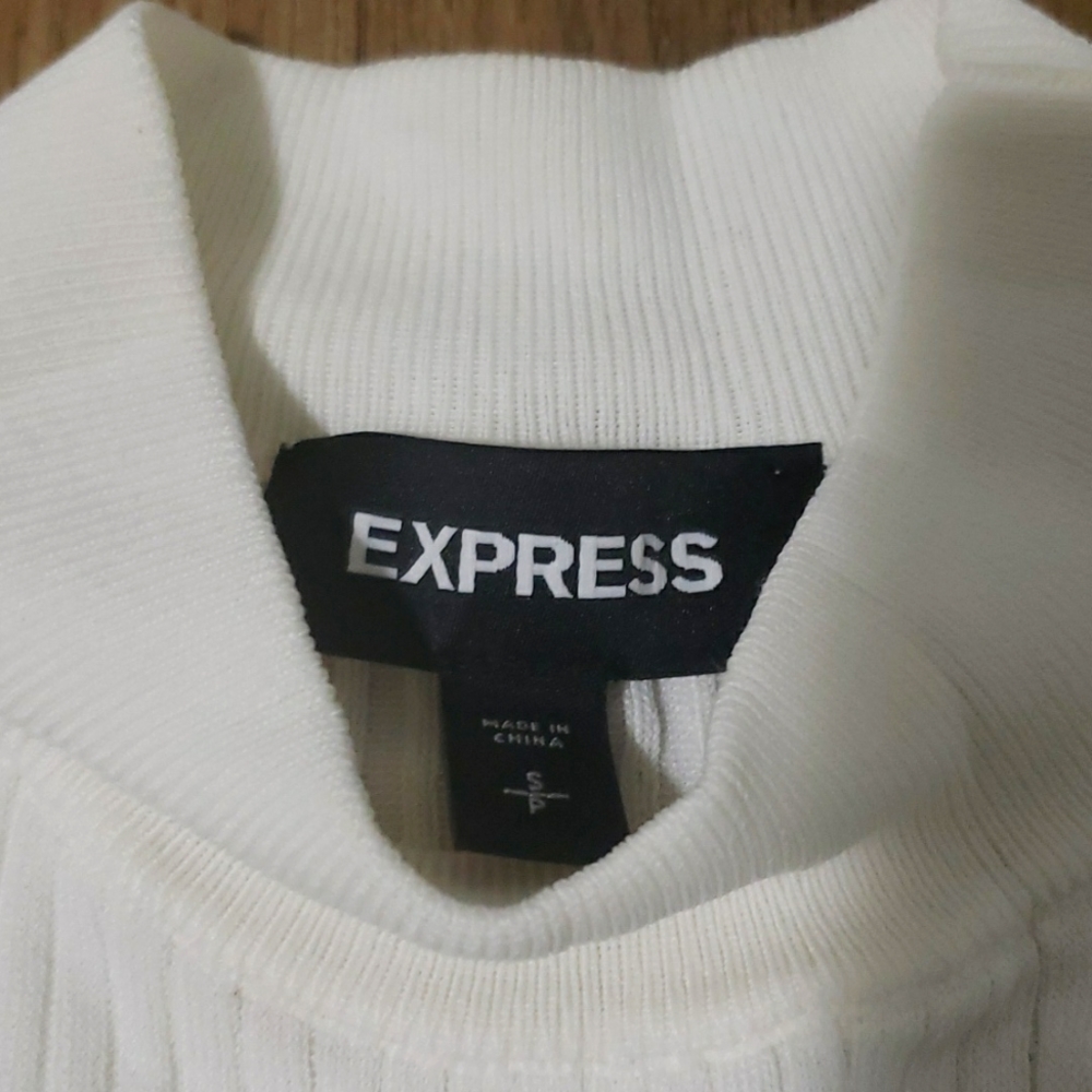 Express Sweater - Picture 2 of 2